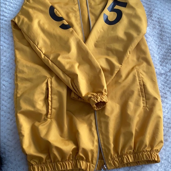 JACKET - Picture 2 of 6